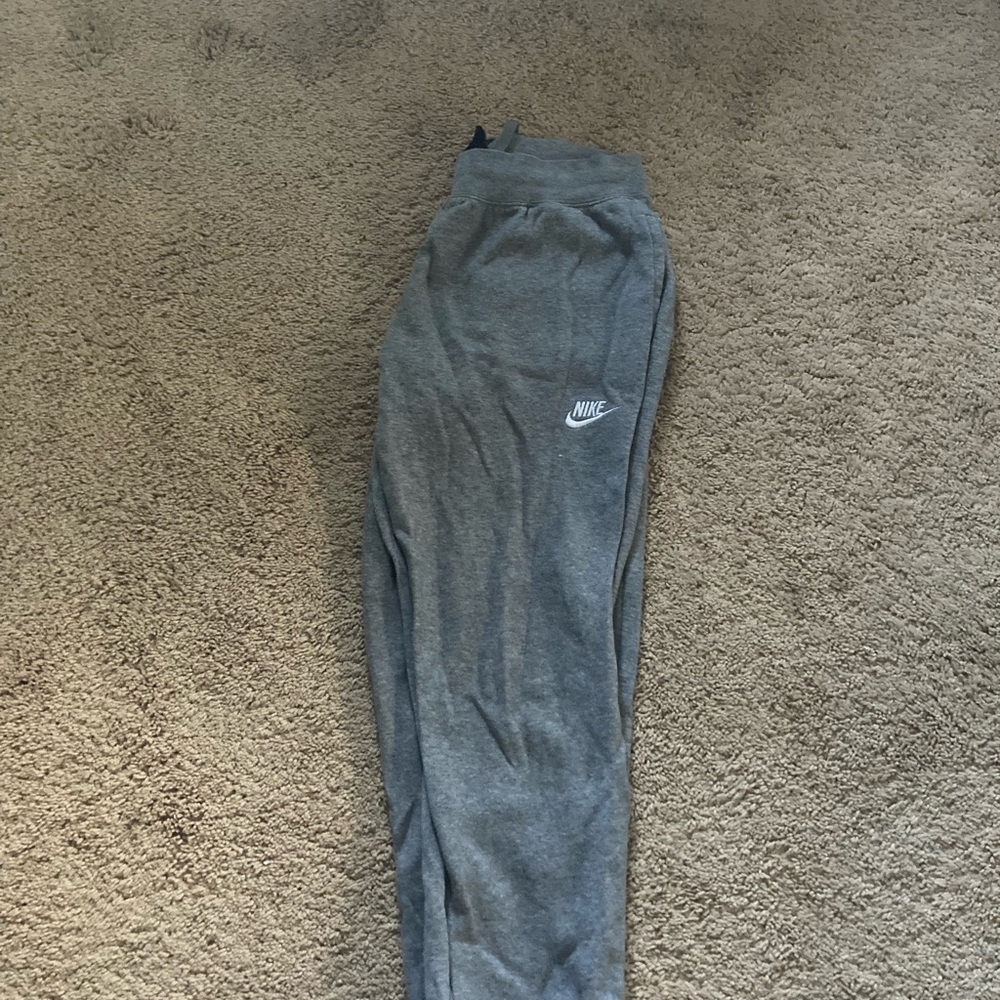 Girls Nike sweatpants